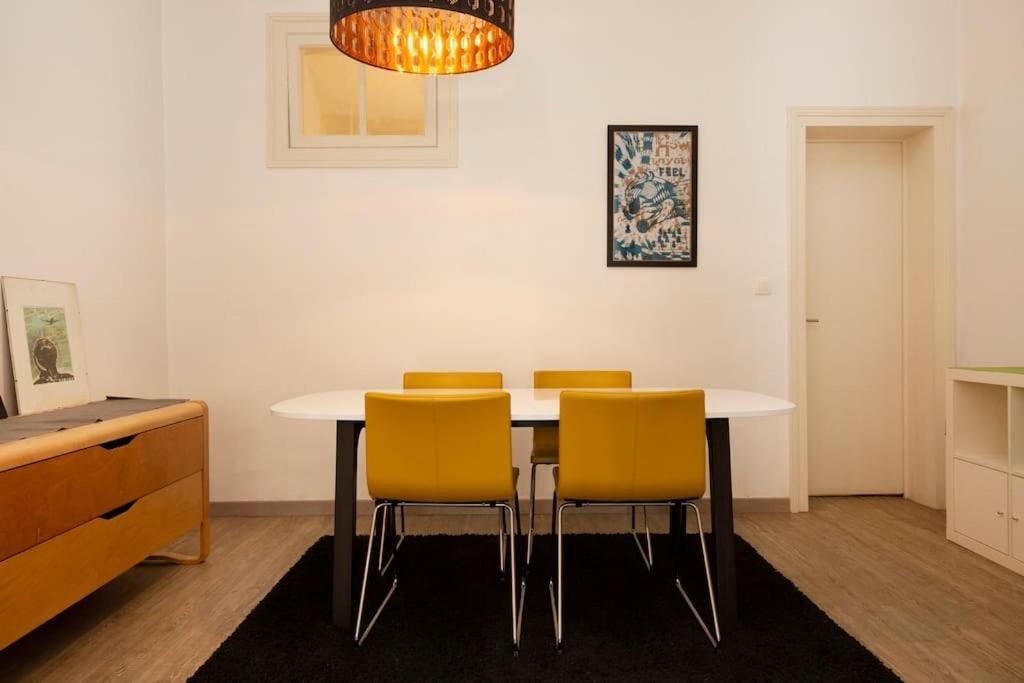 Apartamento Vintage W/ Terrace